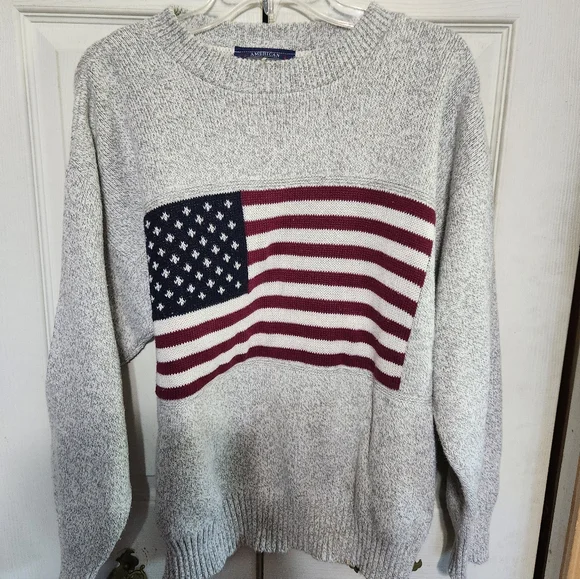 Womens Gray Sweater with American Flag Design - Picture 3 of 9